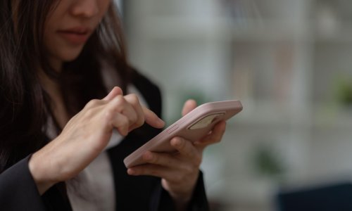 Na internet i mobitele trošimo koliko i brojniji Slovaci