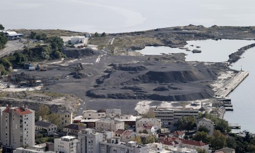 Dugoraćani ne žele prodaju zemljišta bivše Tvornice ferolegura