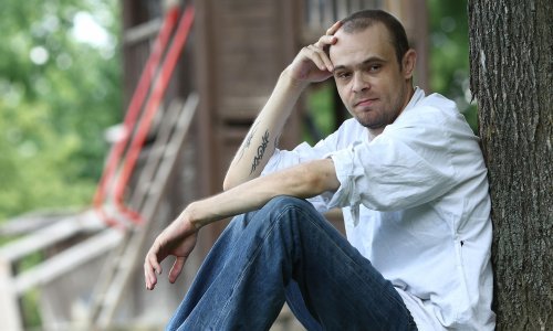 Kruno Čudina objavio je novu knjigu: potresna je to i moćna proza u kojoj se pismima obraća stvarnim i fiktivnim osobama iz svoje biografije