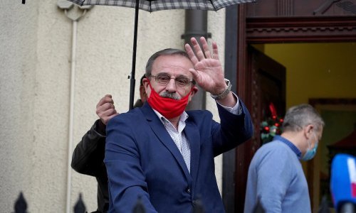 Suverenisti zahtijevaju opoziv hrvatskog veleposlanika Hidajeta Biščevića iz Beograda jer podilazi Srbiji