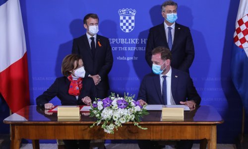 [FOTO] Potpisan ugovor o kupnji Rafalea i sporazum o suradnji Hrvatske i Francuske