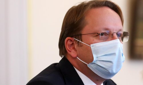 Čović upozorio Várhelyija na nužnost izmjene izbornog zakona do kraja 2021.