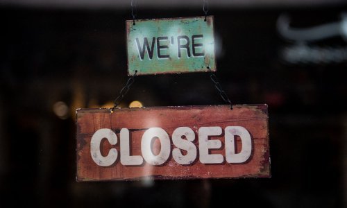 [FOTO] Slovačka u lockdownu, a Češka postrožuje mjere da bi ga izbjegla