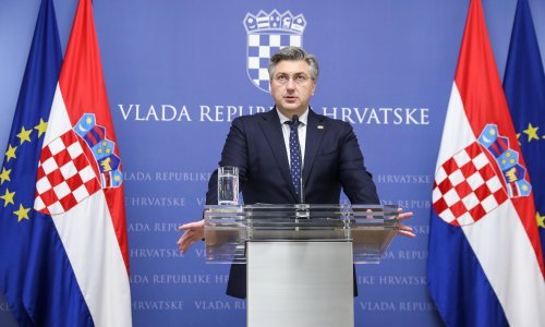 [VIDEO/FOTO] Plenković o Milanovićevoj izjavi da je poskupljenje zrakoplova 'skandal': Čekao je da Macron odleti. Umjesto riječi 'skandal', možete koristiti - čestitam, bravo!