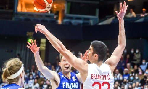[FOTO] Finsko iskustvo bilo dovoljno za pobjedu nad hrvatskom mladosti; Slovenci pobjedom protiv Šveđana na vrhu skupine