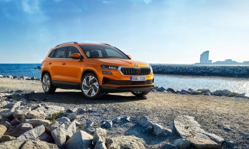 [FOTO/VIDEO] Predstavljen osvježeni Škoda Karoq: Najprodavaniji Škodin SUV sada ima nove tehnologije i novi izgled