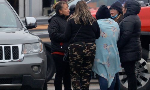 Osumnjičeni za ubojstva u američkoj srednjoj školi brani se šutnjom