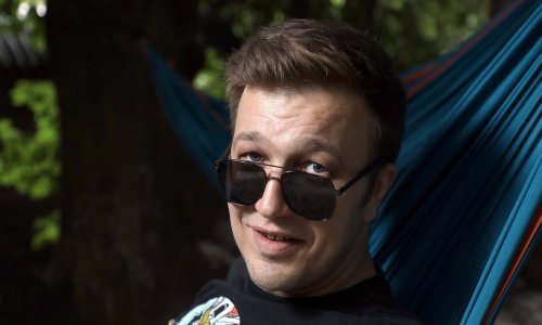 Edo Maajka: 'Ljudi se odriču jedni drugih zbog drukčijeg stava vezanog za nešto, a većinom ta odricanja započinju preko društvenih mreža'