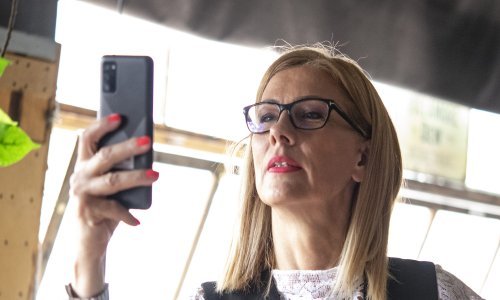 Mirna Zidarić postaje prava maherica u izradi božićnih dekoracija