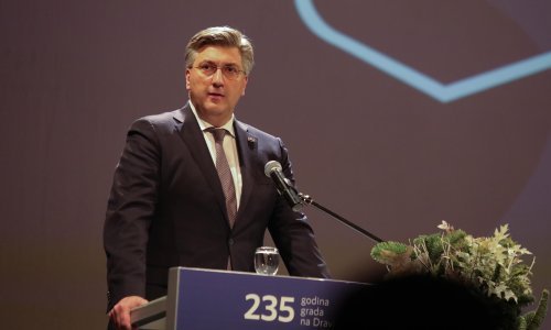 Plenković u Crnoj Gori: Susret s Krivokapićem i obećana podrška Hrvatima