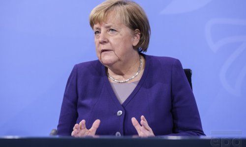 Angela Merkel održala oproštajni govor uz tradicionalni mimohod njemačke vojske