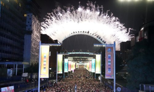 Muškarac poginuo nakon pada na koncertu Oasisa na londonskom Wembleyu