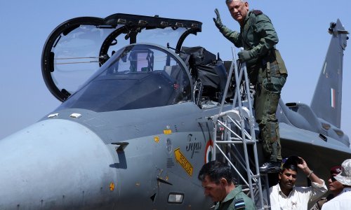 Indija potvrdila pogibiju zapovjednika indijskih oružanih snaga u padu helikoptera