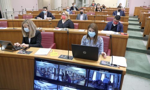 Sabor produljio rok za podnošenja zahtjeva za hrvatskim državljanstvom