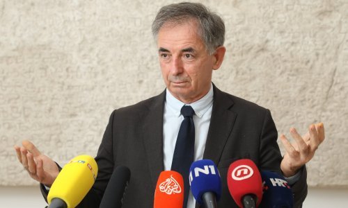 Pupovac o Milanovićevim prozivkama: Ne bi me čudilo da odluči dodijeliti još neko odlikovanje onima koji su ubili obitelj Zec ili možda predsjedničke mirovine