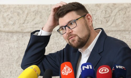 Grbin ostaje pri tome da 'MOST parazitira na smrti', za Milanovića kaže: Jasno je rekao, cijepio sam se, cijepite se i vi