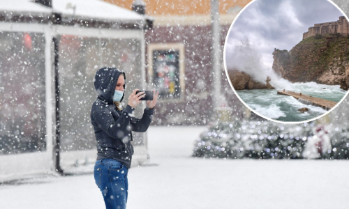 [VIDEO, FOTO] Snijeg pada diljem Hrvatske, na Jadranu olujno jugo 'potjeralo' more na kopno. Kod Dubrovnika valovi od gotovo sedam metara