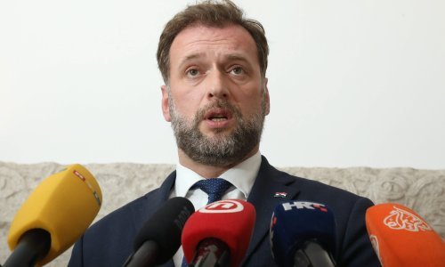 Banožić Milanovićevim savjetnicima: Napravite konzilij koji će mu prepisati dobru terapiju