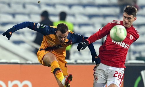 [FOTO] Roma i Jose Mourinho nisu se poskliznuli u Bugarskoj, Talijani izborili pobjedu s kojom su direktno otišli u osminu finala