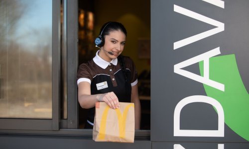 McDonald's će djelatnicima isplatiti božićnicu, ali pripremio im je i još jedno iznenađenje
