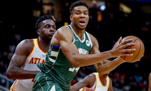 Grčki košarkaš odigrao utakmicu za pamćenje i predvodio Buckse do gostujuće pobjede; odličan nastup Slovenca Dončića nije pomogao Dallasu