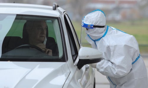 Epidemija u Sloveniji i dalje u padu, uveden novi lijek