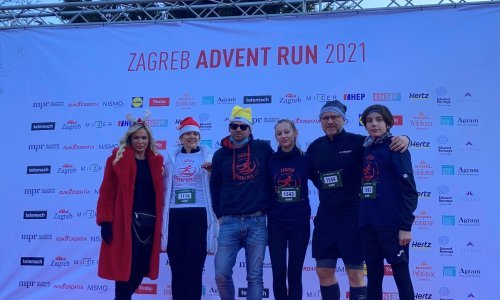 Zagreb Advent Run istrčalo više od 2000 kostimiranih sudionika