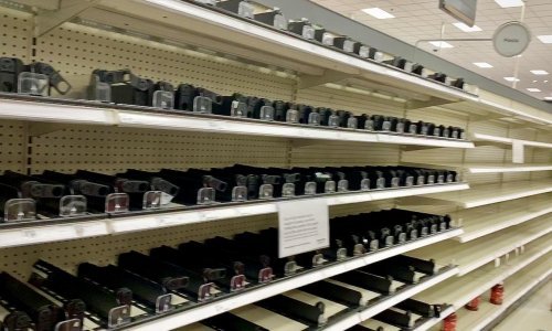 Hoće li nestašica čipova ukrasti Božić? Evo što procjenjuju analitičari