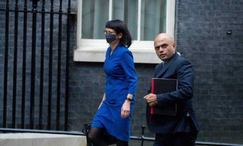 Za covid potvrdu trebat će i treća doza cjepiva u Velikoj Britaniji