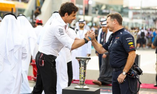 Prvi čovjek Mercedesa divlje partijao u Abu Dhabiju nakon što je Lewis Hamilton ostao bez rekordne titule; procurile fotografije...