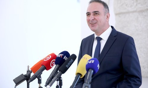 Kapulica: Senzacionalističko manipuliranje potkopava obnovu