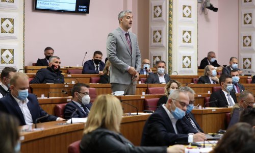 Raspudić tvrdi da nije htio tuči Grbina, Glasovac nazvao HDZ-ovom higijeničarkom