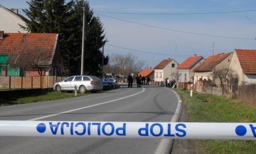 Muškarac kod Daruvara došao od žene preuzeti mlijeko pa je pri odlasku pregazio, od ozljeda je preminula