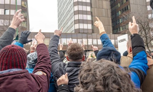 [VIDEO] Radnici u BiH prosvjedovali zbog poskupljenja struje, prijeti gubitak tisuća radnih mjesta