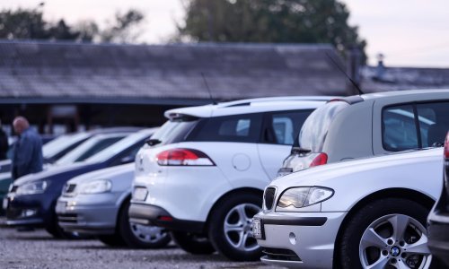 Uvozom rabljenih automobila oštetili proračun za više od šest milijuna kuna