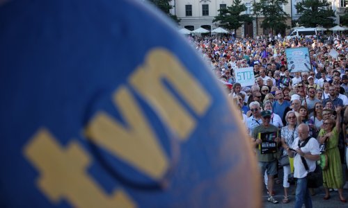 Poljska: Usvojen kontroverzni zakon o medijima protiv TV kanala u američkom vlasništvu