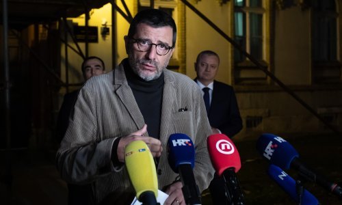 Dekan Arhitekture podnio ostavku u Savjetu za obnovu: Imali smo 20 prijedloga za kuće na Banovini, ali vladajuće to nije interesiralo