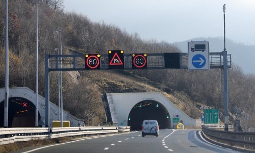 Zbog olujnog vjetra između čvorova Kikovica i Delnice samo osobna vozila
