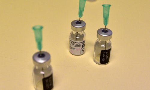 U Sloveniji novi rekord zaraza, nova pravila za karantenu