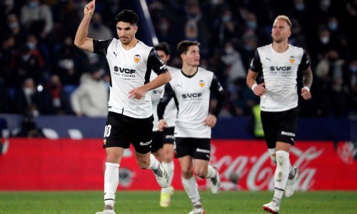 Sedam golova u gradskom okršaju u Valenciji; 'Šišmiši' preokrenuli 2:0 kod Levantea i preskočili Barcelonu, a Levante zabetoniran na dnu