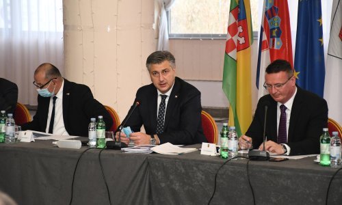 Bjelovar: Plenković sa županima o poboljšanju višerazinskog upravljanja Hrvatskom