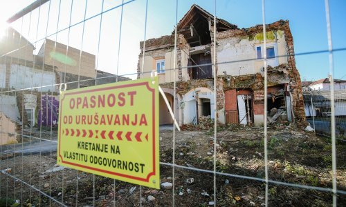 U Vladu stiglo pismo iz Bruxellesa: Nema produljenja roka, gubimo milijarde za obnovu