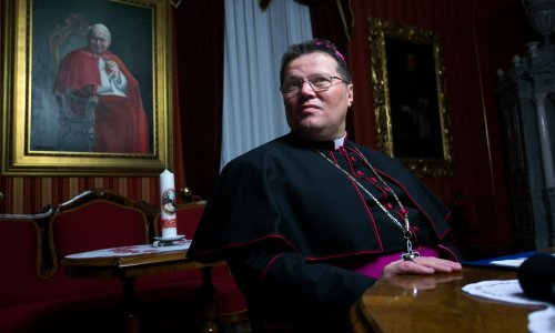 Nadbiskup Hranić: Ima onih koji se ponašaju papskije od Pape. Oni još uvijek u pitanje dovode moralnu prihvatljivost cjepiva