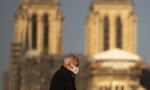 Francuska dodatno postrožila covid mjere, no neće biti policijskog sata