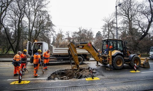 [VIDEO/FOTO] Saniraju se vodovodne cijevi na zagrebačkom Ribnjaku, tramvaji se preusmjeravaju; ovako prometuju na linijama 8 i 14