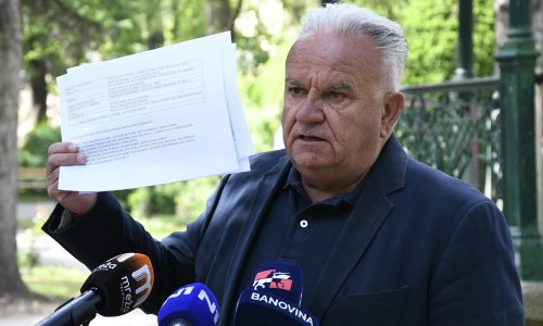 Bivši gradonačelnik Petrinje: 'Ja bih bolje da sam na vlasti. Žao mi je što gradonačelnica ne može izaći pred građane i reći 'nisam napravila ništa, ubijte me, nisam mogla'