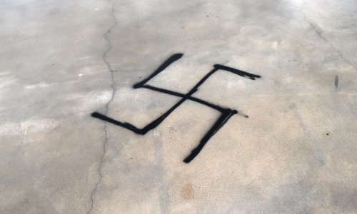 Pulska policija traga za autorima sramotnih grafita