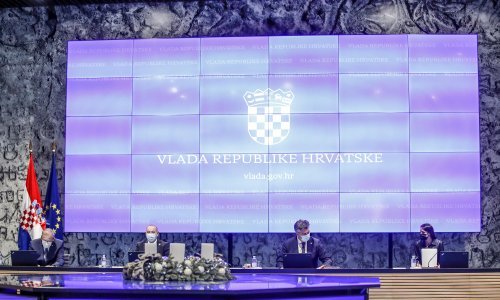 Podvučena crta; Vlada odradila 1332 točke dnevnog reda u ovoj godini