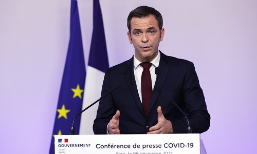 Francuska skraćuje vrijeme za docjepljivanje protiv covida na četiri mjeseca