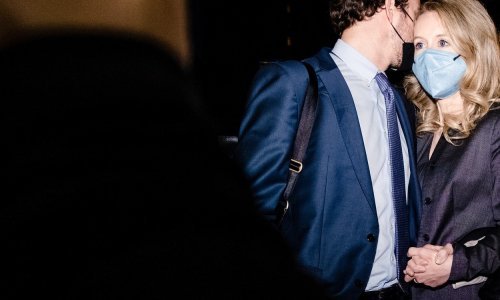 Najmlađa milijarderka koja je prevarila svijet proglašena krivom - Elizabeth Holmes prijeti 20 godina zatvora